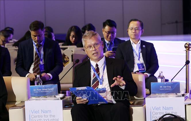 Ông Peter James Opdahl, Chủ tịch, ITO GROUP HOLDINGS PTE.LTD thảo luận tại CEO 500. Ảnh: Xuân Khu - TTXVN
