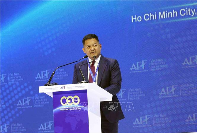 Ông Fazurin Jamaludin, Trưởng Đại diện Quỹ Tiền tệ Quốc tế (IMF) tại Việt Nam và Lào, tham luận tại CEO 500. Ảnh: Xuân Khu - TTXVN