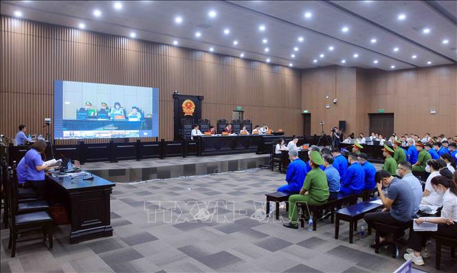 Quang cảnh phiên toà sáng 27/10. Ảnh: Phạm Kiên - TTXVN