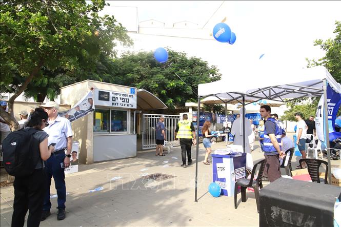 Một điểm bỏ phiếu ở Tel Aviv ngày 27/10/2026. Ảnh: Thanh Bình - PV TTXVN tại Israel