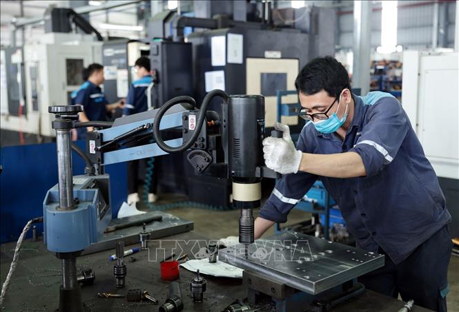 Công ty Cổ phần Thiết bị và Giải pháp cơ khí Automech, KCN Đình Trám, thành phố Bắc Ninh, đơn vị đi đầu về sản phẩm và giải pháp tự động hóa ngành sản xuất cơ khí tại khu vực miền Bắc. Ảnh: Trần Việt - TTXVN