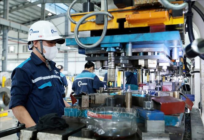 Công ty Cổ phần Thiết bị và Giải pháp cơ khí Automech, KCN Đình Trám, thành phố Bắc Ninh, đơn vị đi đầu về sản phẩm và giải pháp tự động hóa ngành sản xuất cơ khí tại khu vực miền Bắc. Ảnh: Trần Việt - TTXVN