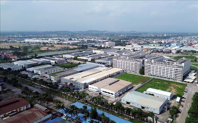 Khu công nghiệp Đình Trám, Bắc Ninh, thu hút hàng trăm doanh nghiệp trong và ngoài nước. Ảnh: Trần Việt - TTXVN