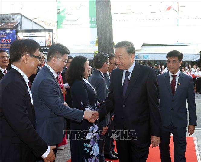 Tổng Bí thư, Chủ tịch nước Tô Lâm đến dự Lễ kỷ niệm 50 năm thành lập Đại học Kinh tế Thành phố Hồ Chí Minh. Ảnh: Thống Nhất – TTXVN