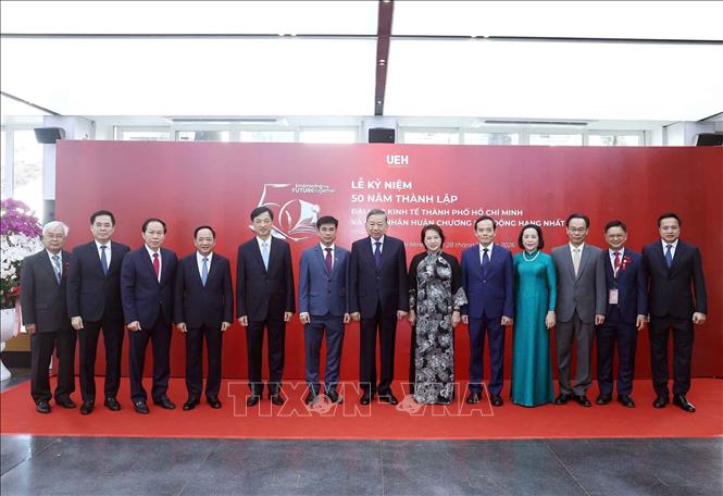 Tổng Bí thư, Chủ tịch nước Tô Lâm và các đại biểu tham dự lễ kỷ niệm. Ảnh: Thống Nhất – TTXVN