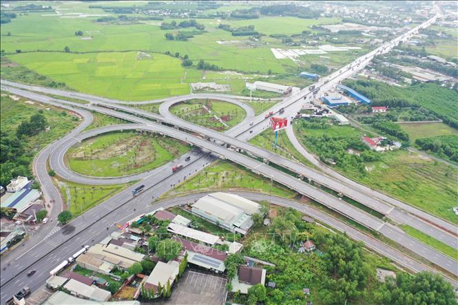 Tuyến T1 nối với Quốc lộ 51 dẫn vào sân bay Long Thành. Ảnh: Công Phong - TTXVN