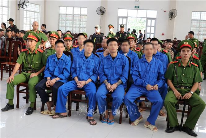 Các bị cáo tại phiên tòa. Ảnh: Hữu Chí - TTXVN