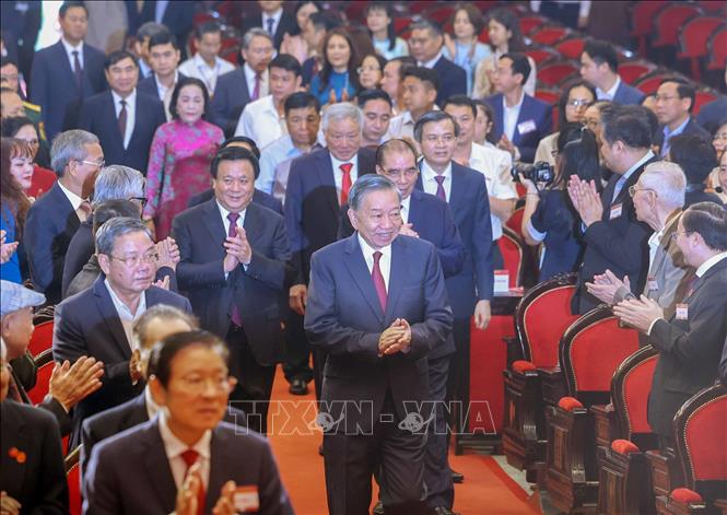 Tổng Bí thư, Chủ tịch nước Tô Lâm dự Lễ kỷ niệm 30 năm Ngày thành lập Hội đồng Lý luận Trung ương. Ảnh: Thống Nhất,– TTXVN