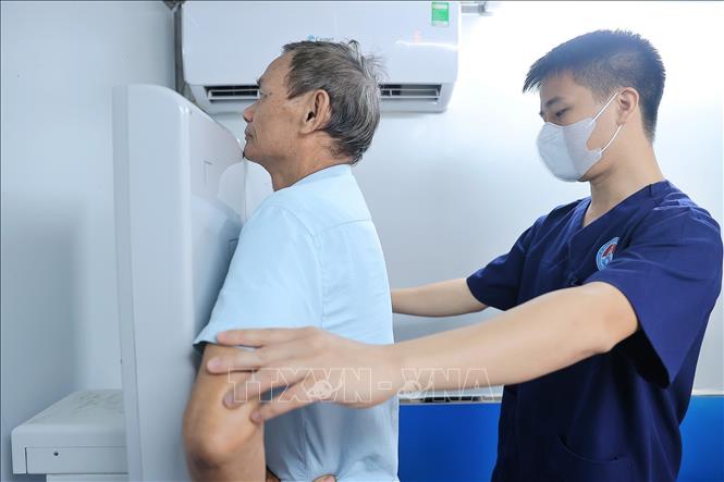 Khu vực chụp X-quang cho người đến khám trong chương trình khám sàng lọc bệnh lao cho người dân xã An Phú (Thành phố Hải Phòng) tháng 10/2026. Ảnh: Minh Quyết – TTXVN