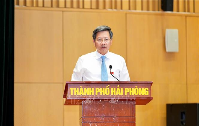 Phó Chủ tịch Thường trực UBND thành phố Hải Phòng Lê Anh Quân phát biểu. Ảnh: Minh Huệ - TTXVN
