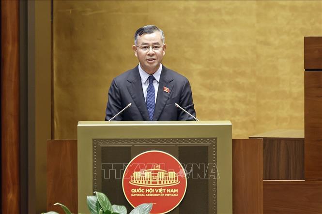 Bộ trưởng Bộ Tài chính Ngô Văn Tuấn phát biểu giải trình, làm rõ một số vấn đề đại biểu Quốc hội nêu. Ảnh: Doãn Tấn – TTXVN
