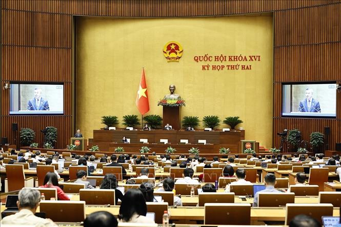 Bộ trưởng Bộ Tài chính Ngô Văn Tuấn phát biểu giải trình, làm rõ một số vấn đề đại biểu Quốc hội nêu. Ảnh: Doãn Tấn – TTXVN