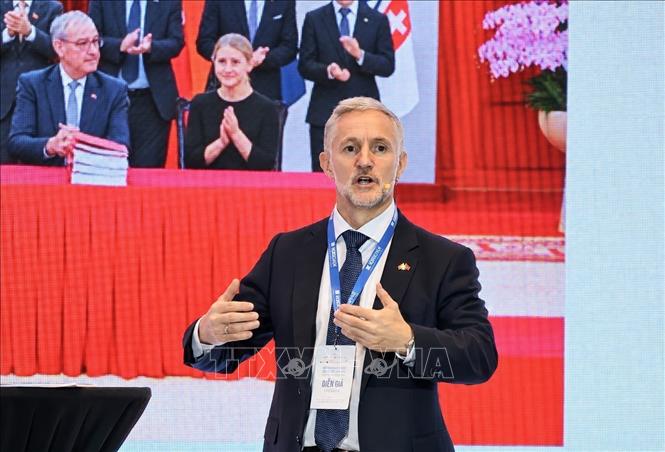 Đại sứ Na Uy tại Việt Nam Stein Iversen tại Diễn đàn Doanh nghiệp Bắc Âu - Việt Nam. Ảnh: Hữu Duyên - TTXVN