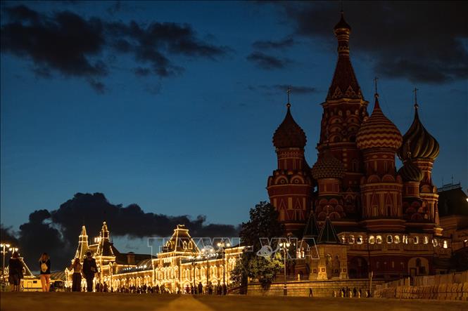 Cảnh đêm tại thủ đô Moskva, Nga. Ảnh: THX/TTXVN phát
