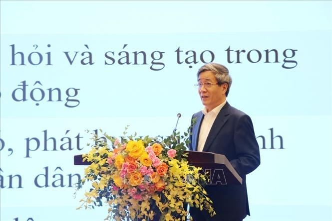 TS Bùi Thanh Tùng, Chủ tịch Liên hiệp các Hội Khoa học Kỹ thuật thành phố Hải Phòng phát biểu. Ảnh: Mạnh Minh-TTXVN