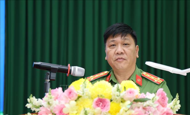 Đại tá Phạm Văn Thúy, Bí thư Đảng ủy, Giám thị Trại giam Cây Cầy phát biểu. Ảnh: Thanh Tân - TTXVN