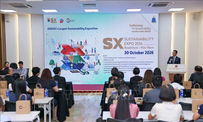 SX Roadshow 2026 - Việt Nam, được tổ chức bởi Học viện Ngoại giao và C asean Vietnam, là sự kiện thường niên nhằm quảng bá cho Sustainability Expo 2026 (SX 2026) - triển lãm về phát triển bền vững có quy mô lớn nhất khu vực ASEAN tại Bangkok, Thái Lan. Ảnh: Thanh Tùng - TTXVN