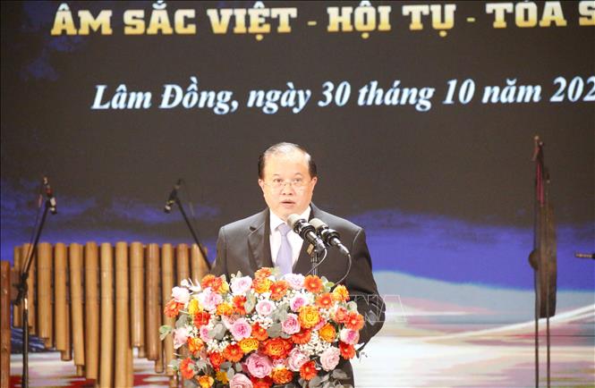Thứ trưởng Bộ Văn hoá, Thể thao và Du lịch Tạ Quang Đông phát biểu tại lễ bế mạc. Ảnh: Hồng Hiếu - TTXVN