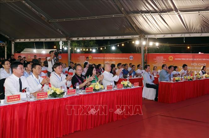 Các đại biểu dự lễ khai mạc.  Ảnh: Quý Trung - TTXVN