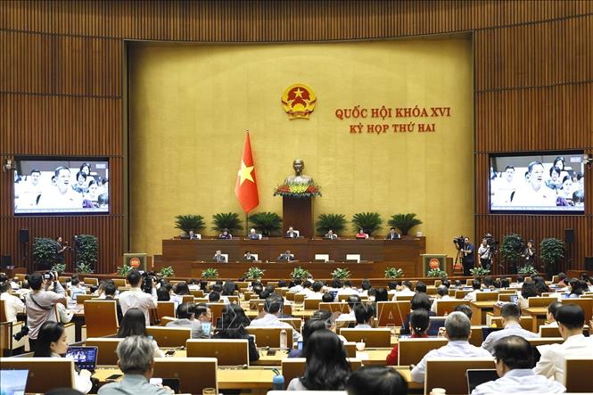 Quang cảnh phiên họp. Ảnh: Doãn Tấn - TTXVN