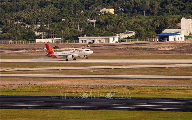 From May 2027, the airport is expected to run two runways simultaneously, linking flexibly with taxiways, aprons, Terminal T2 and the VIP terminal/apron area. VNA/Photo by courtesy