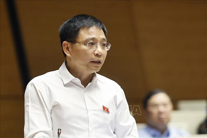 Phó Thủ tướng Chính phủ Nguyễn Văn Thắng giải trình, làm rõ một số vấn đề đại biểu Quốc hội nêu. Ảnh: Doãn Tấn - TTXVN